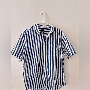 H&M men’s button down shirt- Striped- Size L